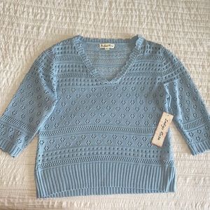 Crocheted Lace Quarter-Sleeve Top